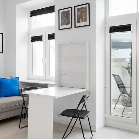 Appartement Mokotowska Serene By Bookinghost Warschau